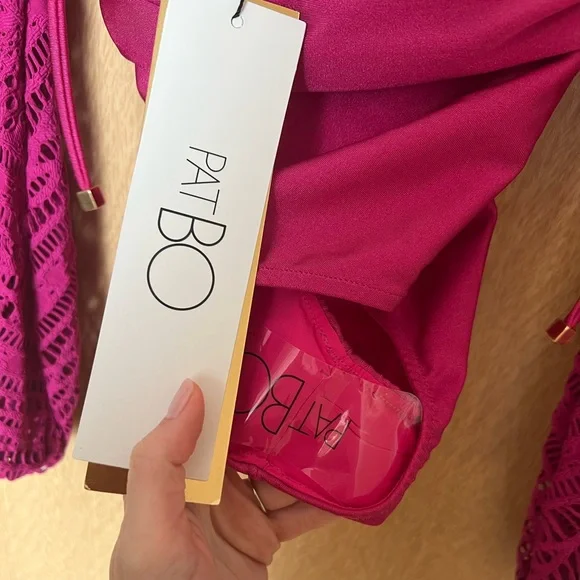 PatBo Crochet Sleeve Plunge Bodysuit Magenta XS - Picture 7 of 8